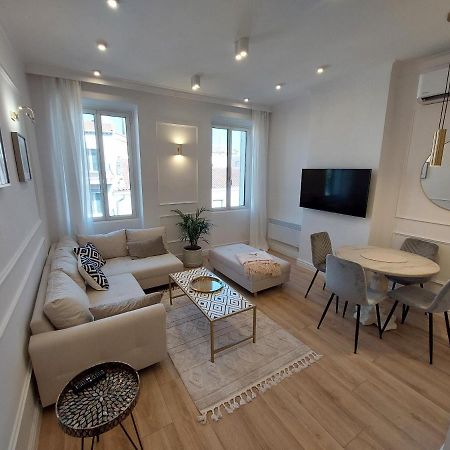Saint Raphael'S Apartment, Classe 3 Etoiles Exterior photo