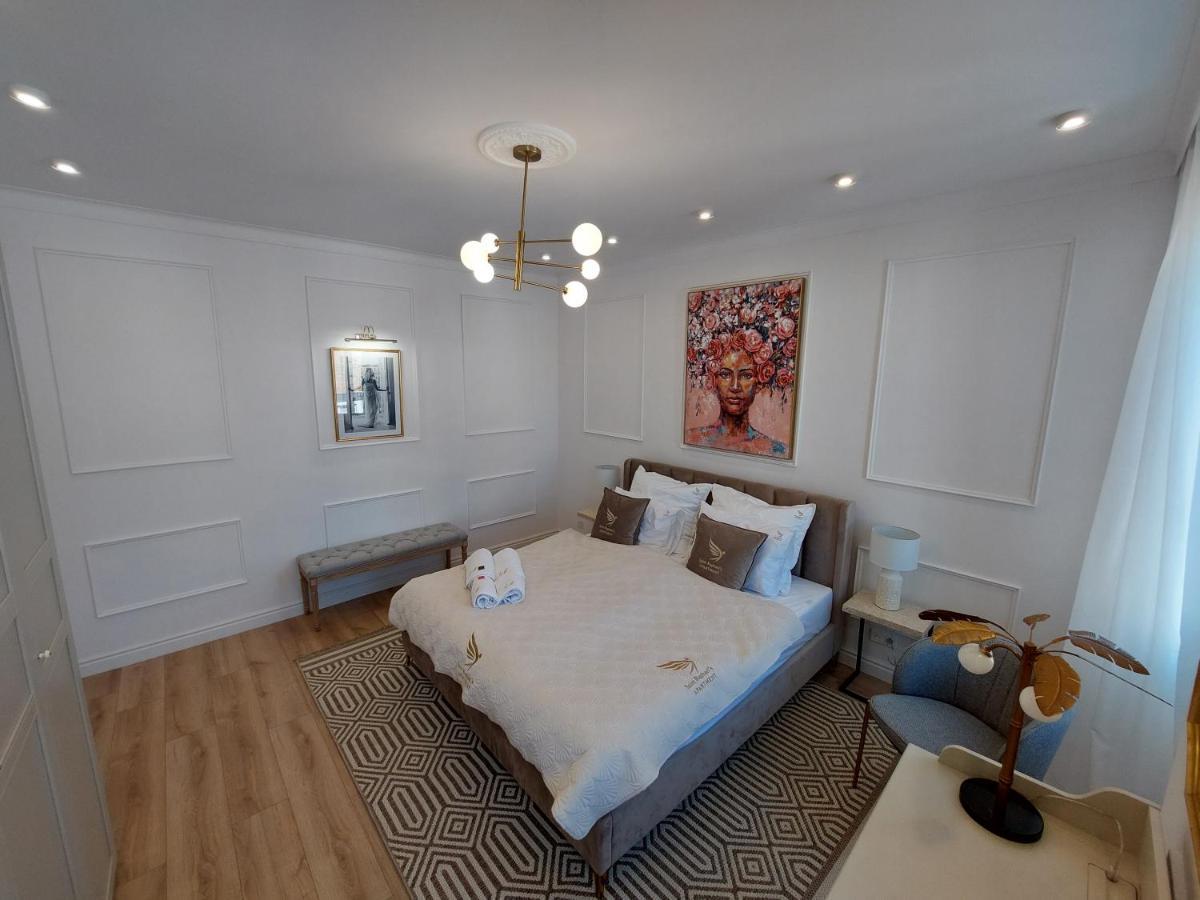 Saint Raphael'S Apartment, Classe 3 Etoiles Exterior photo