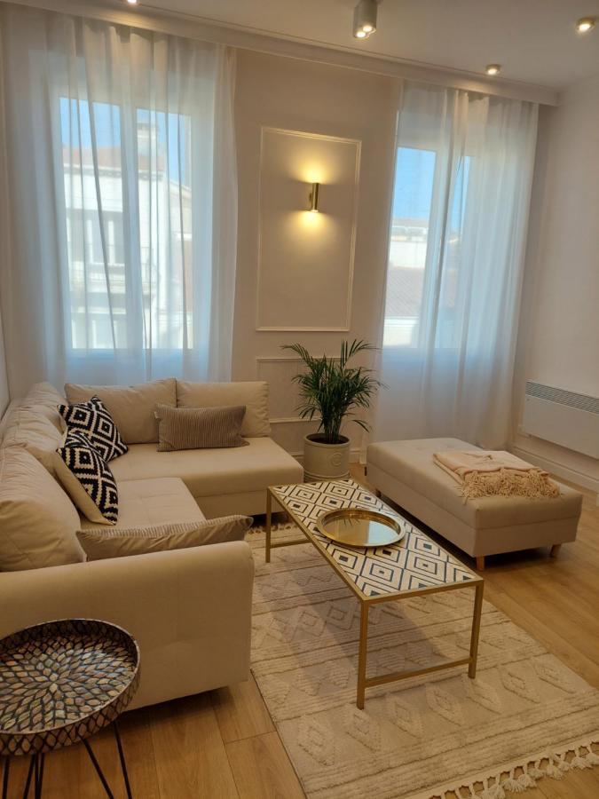 Saint Raphael'S Apartment, Classe 3 Etoiles Exterior photo